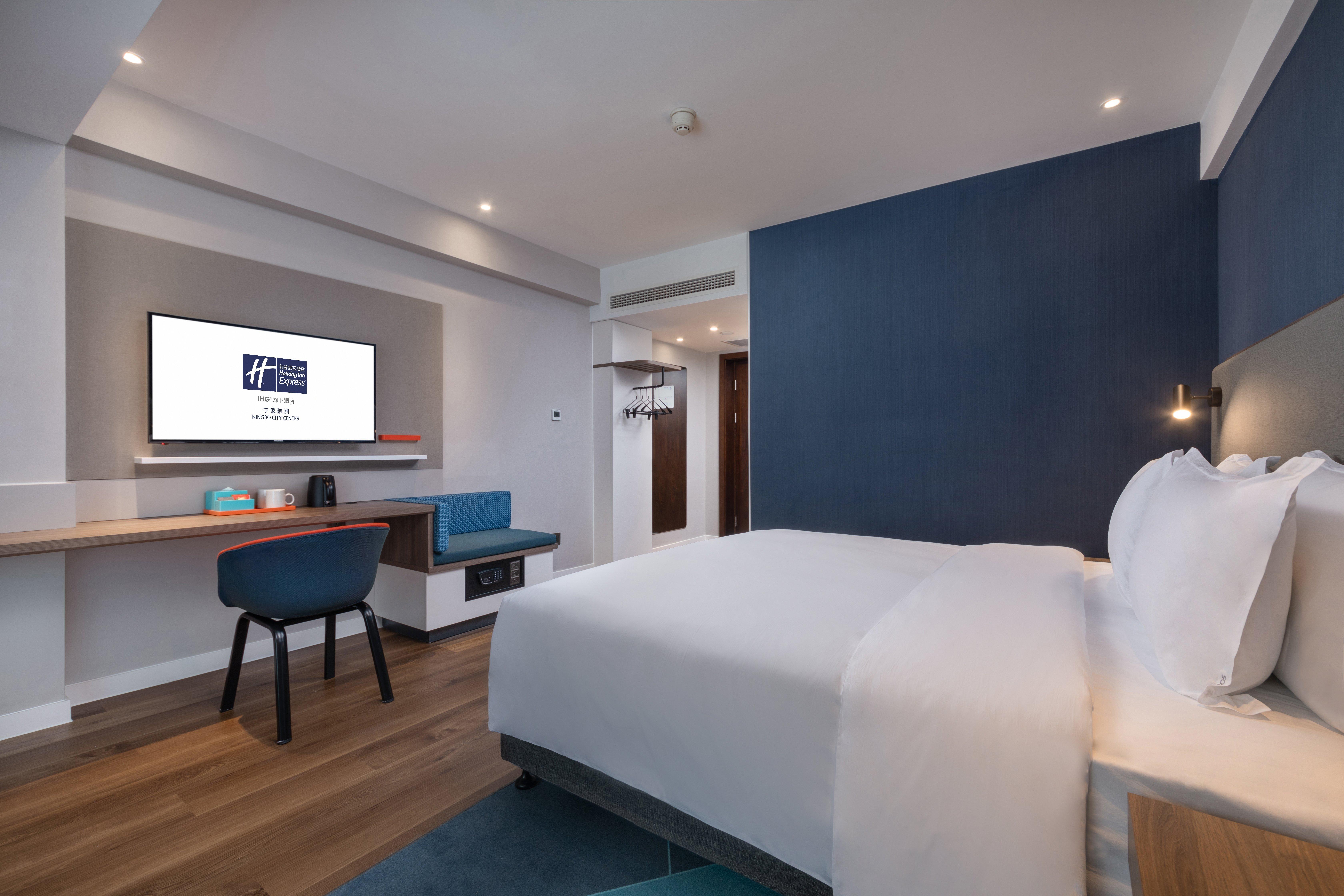 Holiday Inn Express Ningbo City Center By Ihg Exteriör bild