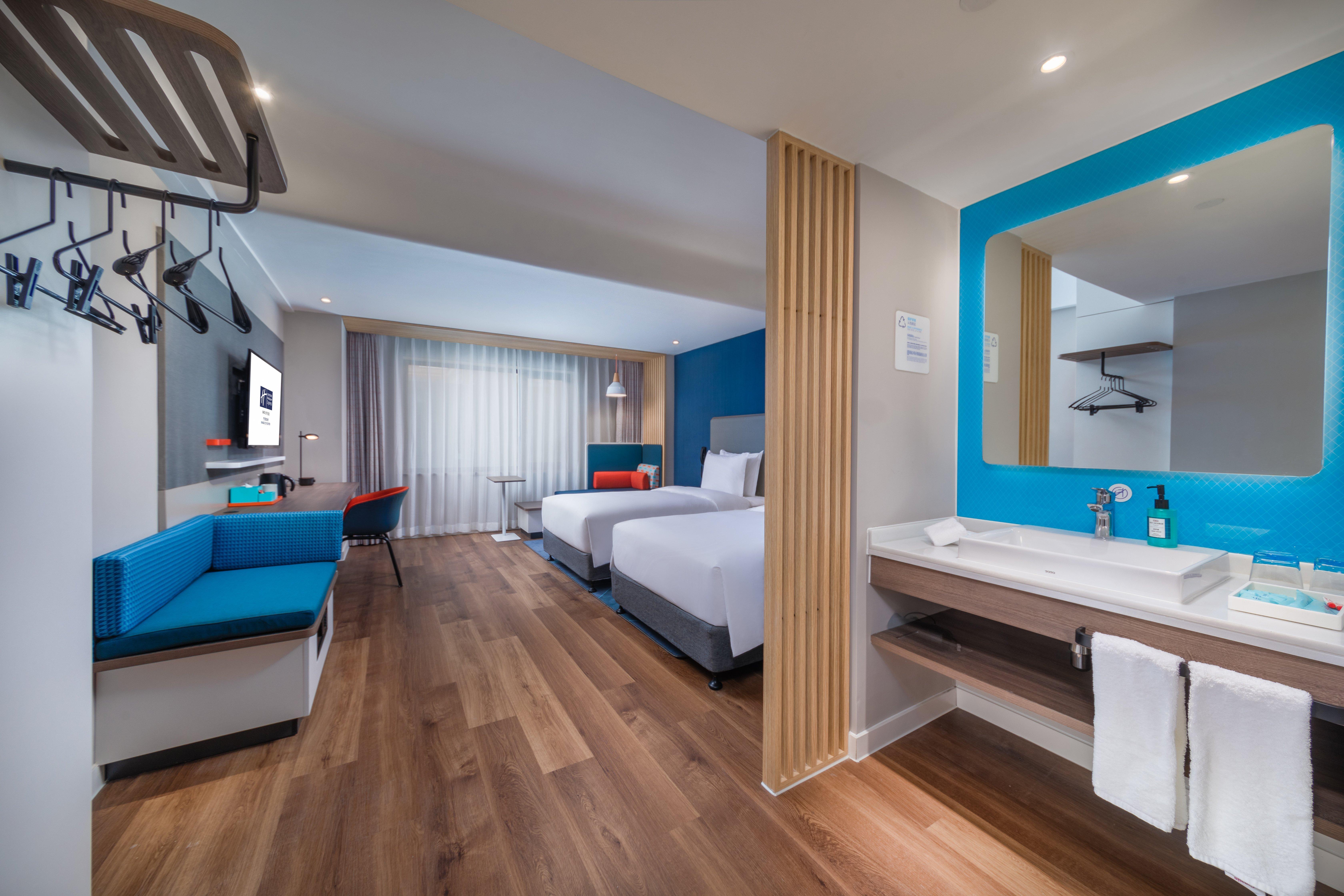 Holiday Inn Express Ningbo City Center By Ihg Exteriör bild