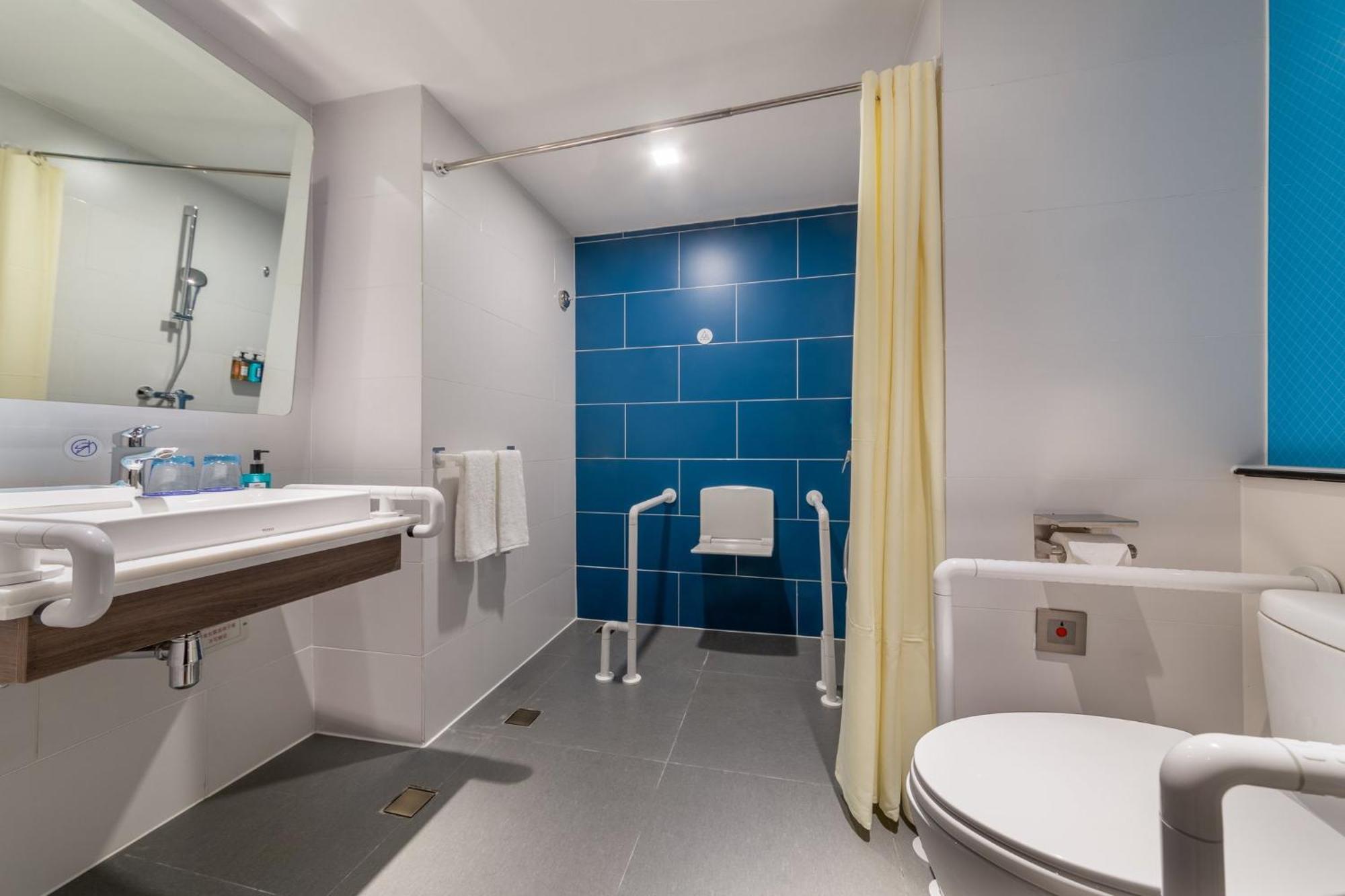 Holiday Inn Express Ningbo City Center By Ihg Exteriör bild